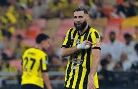 格林三节34分火箭大胜掘金 鹈鹕送独行侠3连败