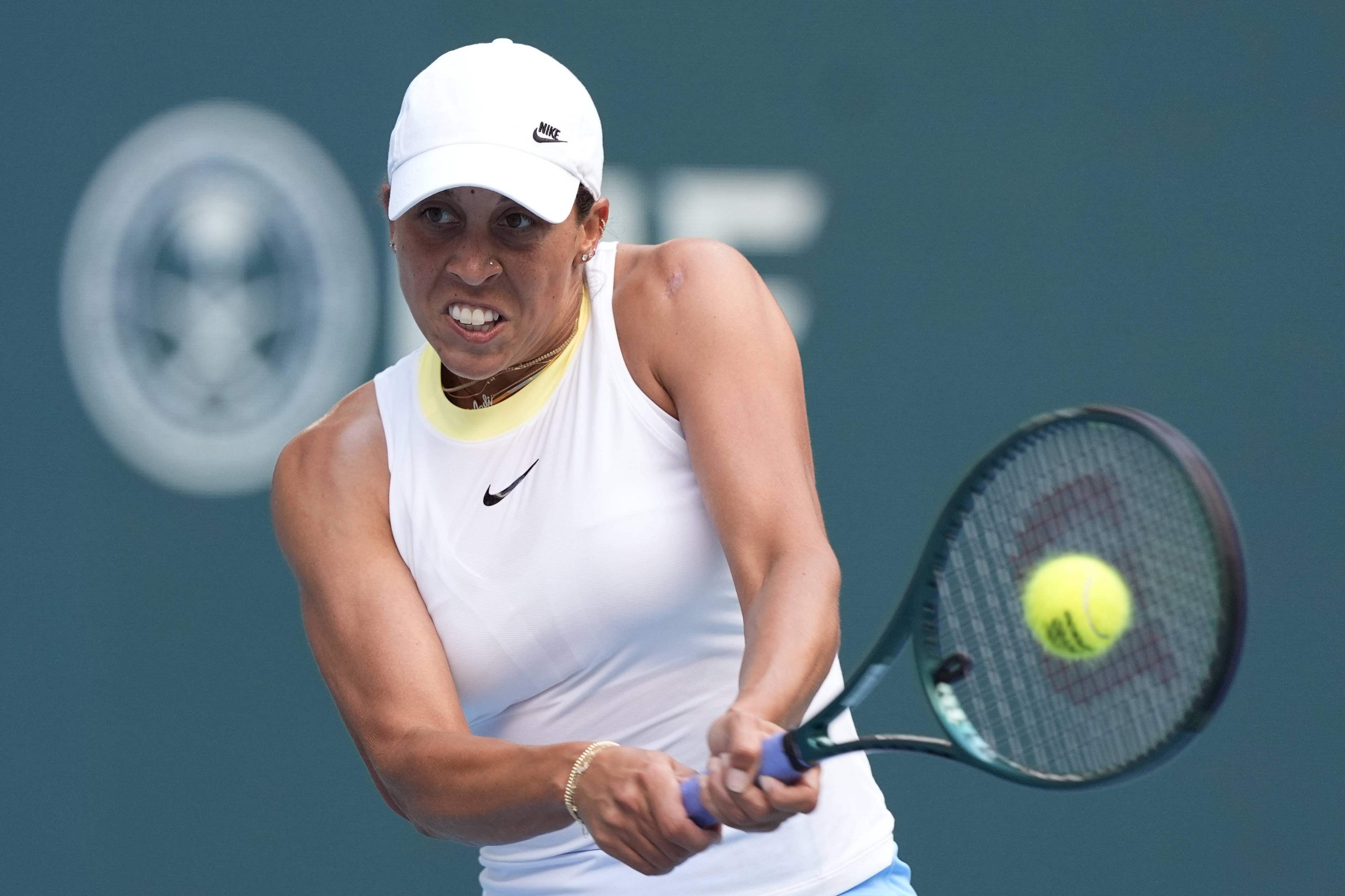 相比之下 相比之下